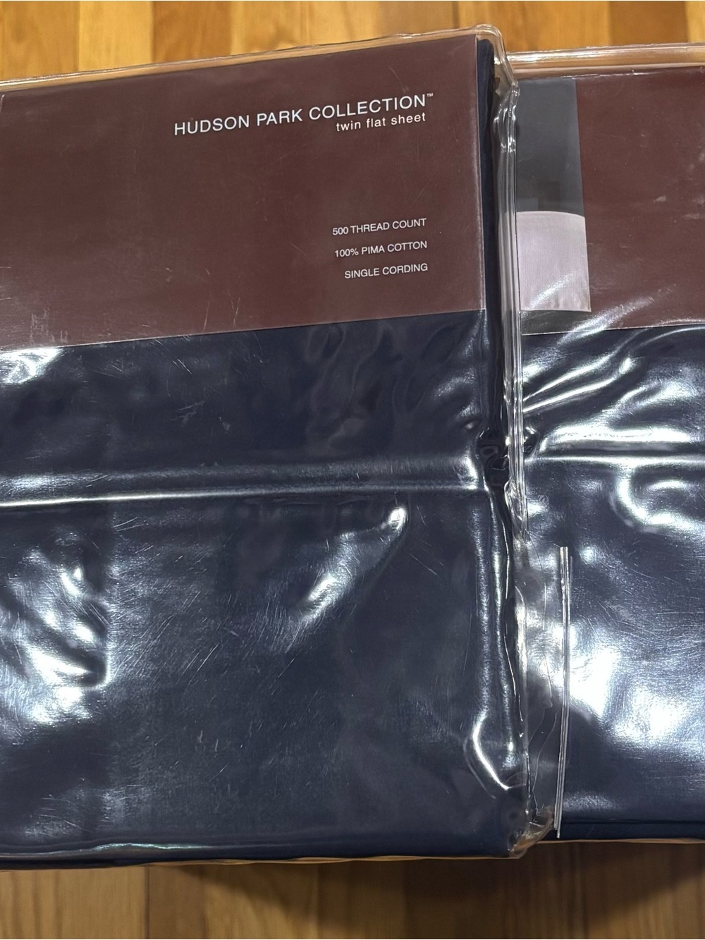 Hudson Park flat sheets